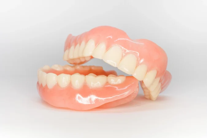 Implants Vs Removable Dentures: Which is Better?