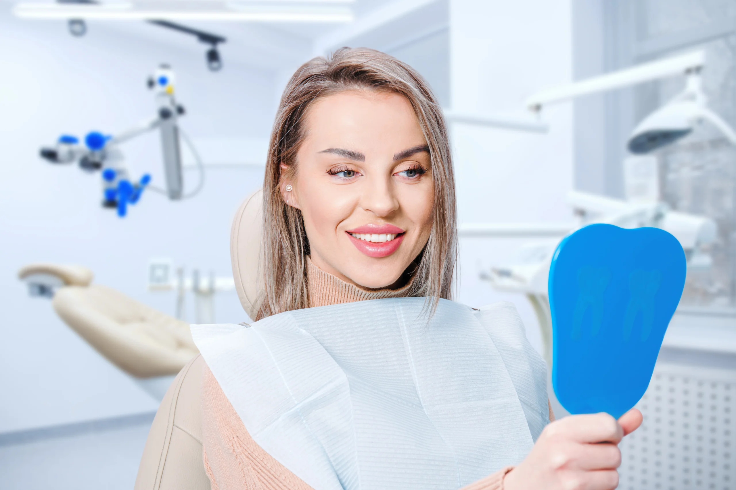 وأنت في عيادة DentSpa، ابتسامتك ساحرة وجذابة