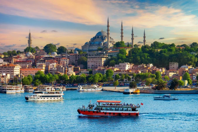 Istanbul: The New Destination for a Brighter Smile